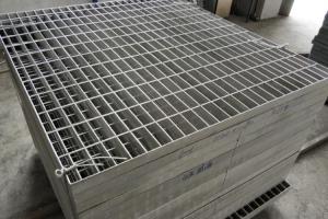 China 8mm Pitch Square Hole Anti Slip Grating Steel Walkway Grating wholesale