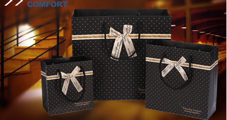 Chinese Factory Sales Korean Black Spotted Gift Bags Paper Bags Handbags Bags Gift Bags