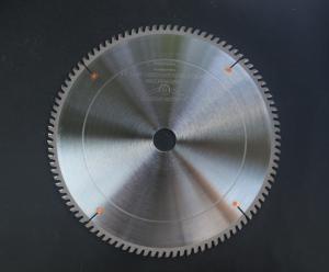 China Alloy Metal Cutting Skill Saw Blade , Carbide Tipped Saw Blade 250mm-600mm wholesale