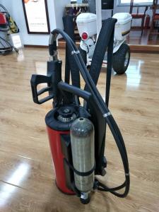China 9L Water Mist Fire Extinguisher Fire Fighting Equipment QXWB9 24 L/Min Flow Rate wholesale