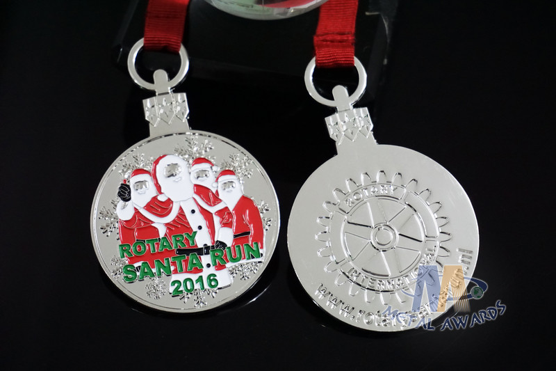Christmas Logo Custom Fiesta Medals Both Side Design With 800 * 10MM Lanyard