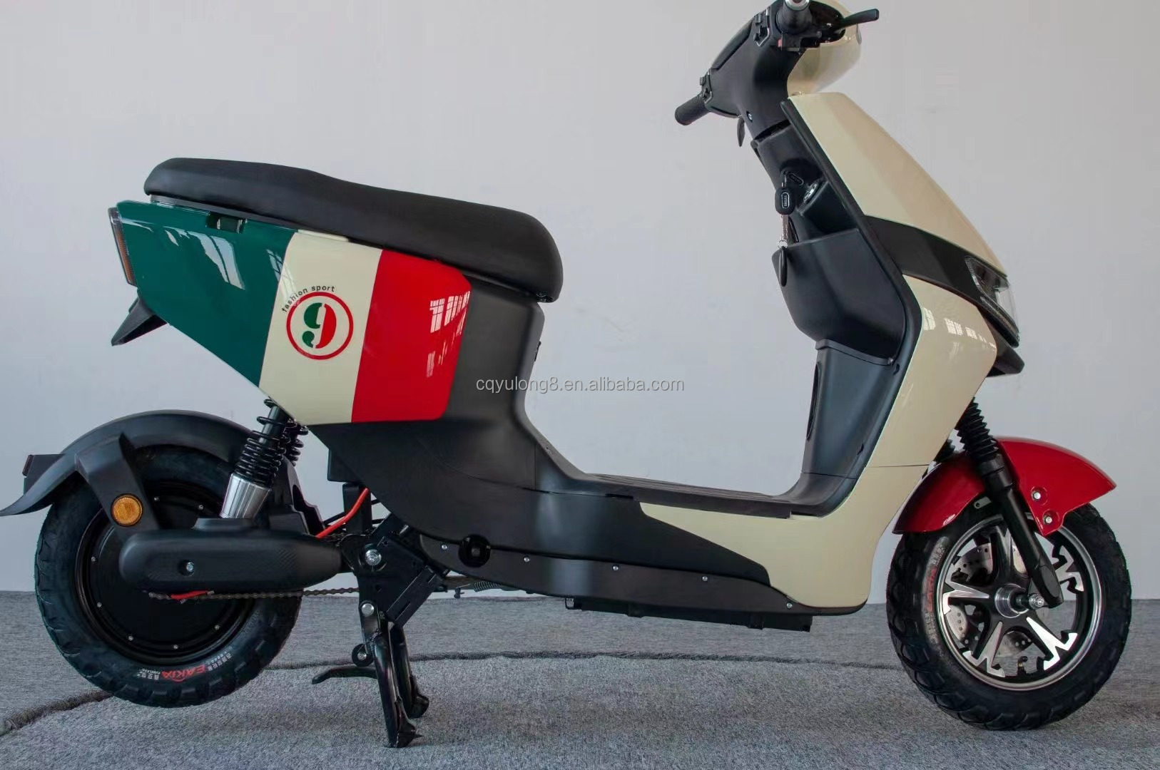 1000W Electric Motorcycles City Bicycle with 6-8 Hours Charging Time and 48V Voltage