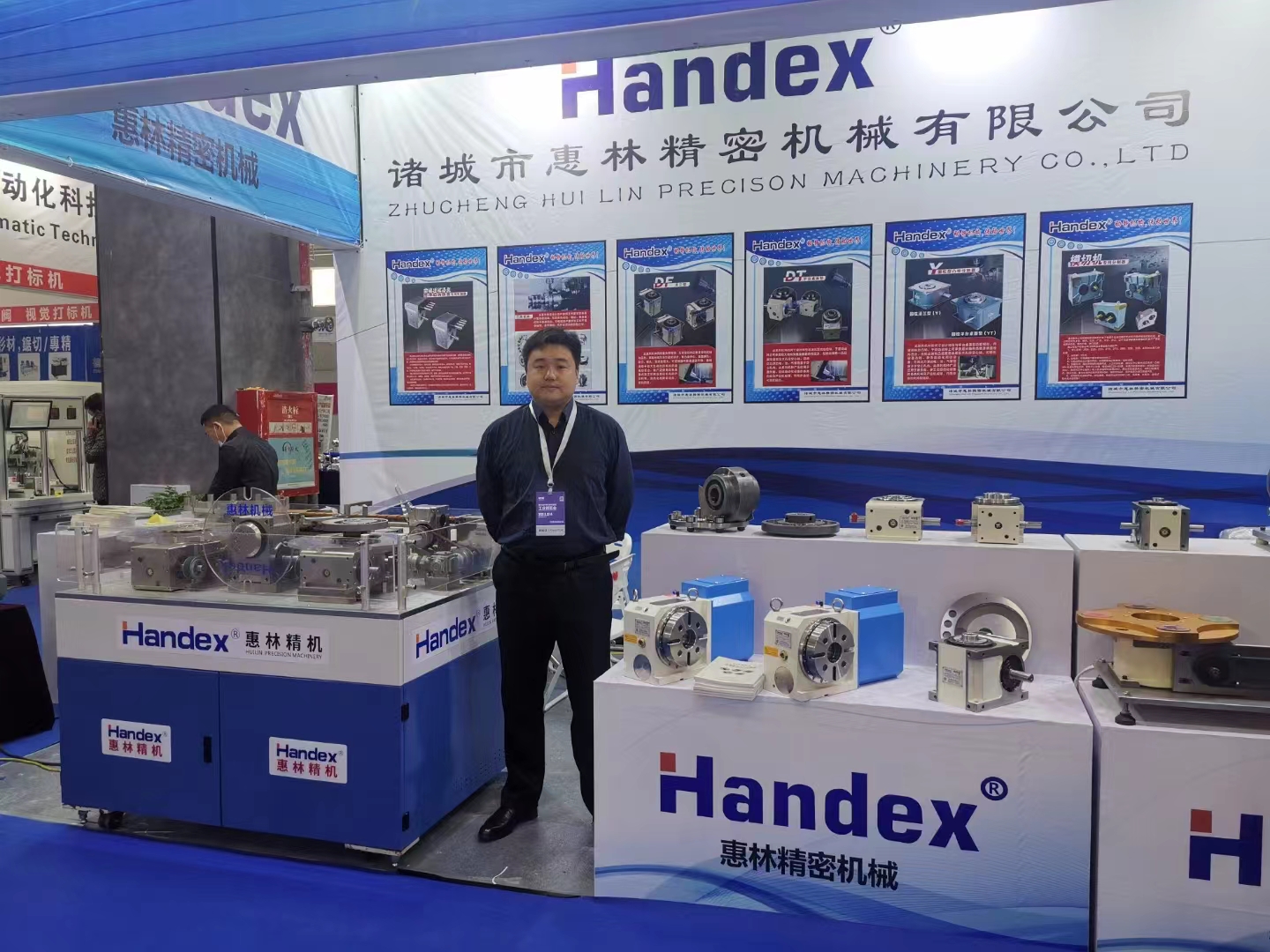 Good Compression And Wear Resistance 110DF Cam Divider With Video Outgoing-Inspection