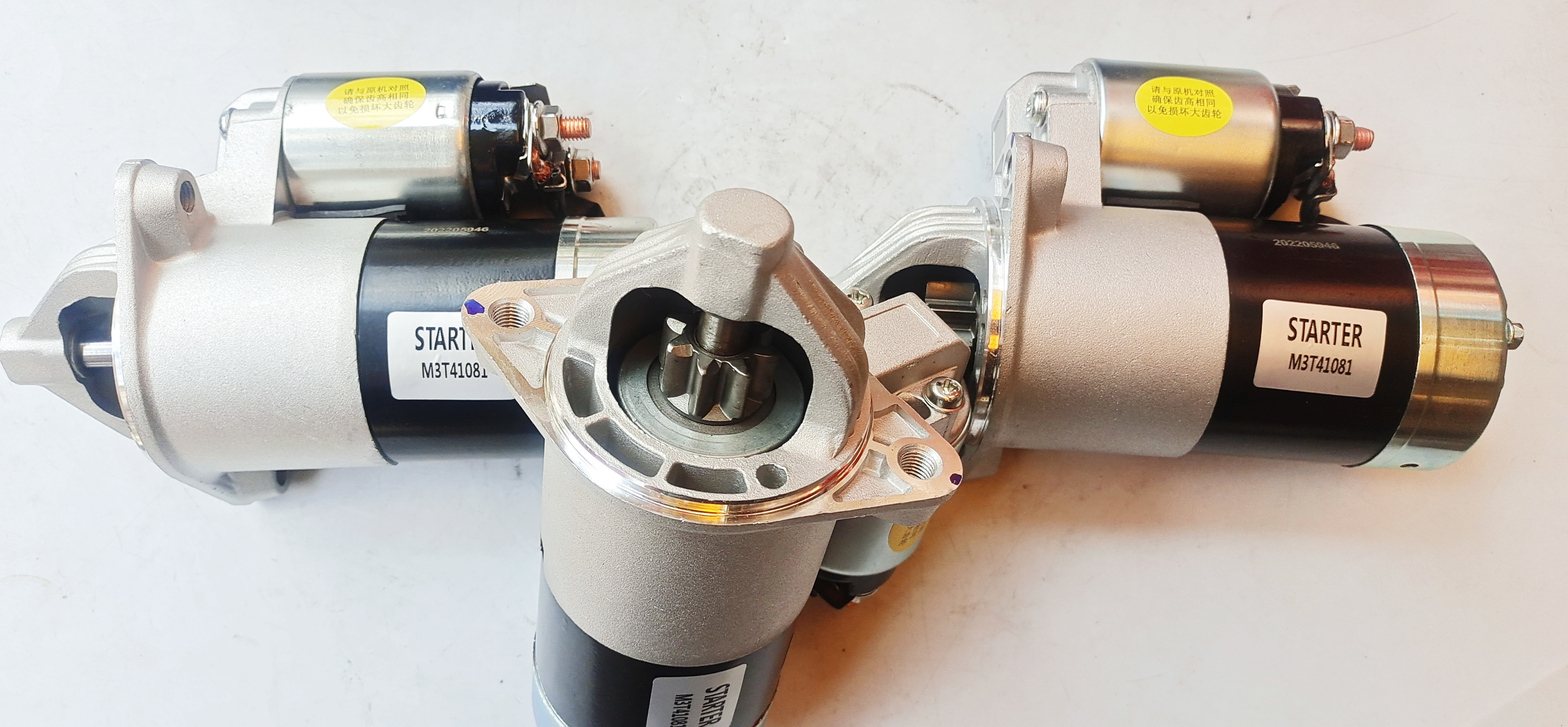 L200 4D56 KB4T Automotive Starter Motors M3T41081 Hyundai Pajero Triton
