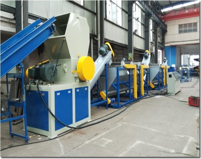 Water Scrap PET Bottle Crushing Plant Waste Plastic Recycling Machine