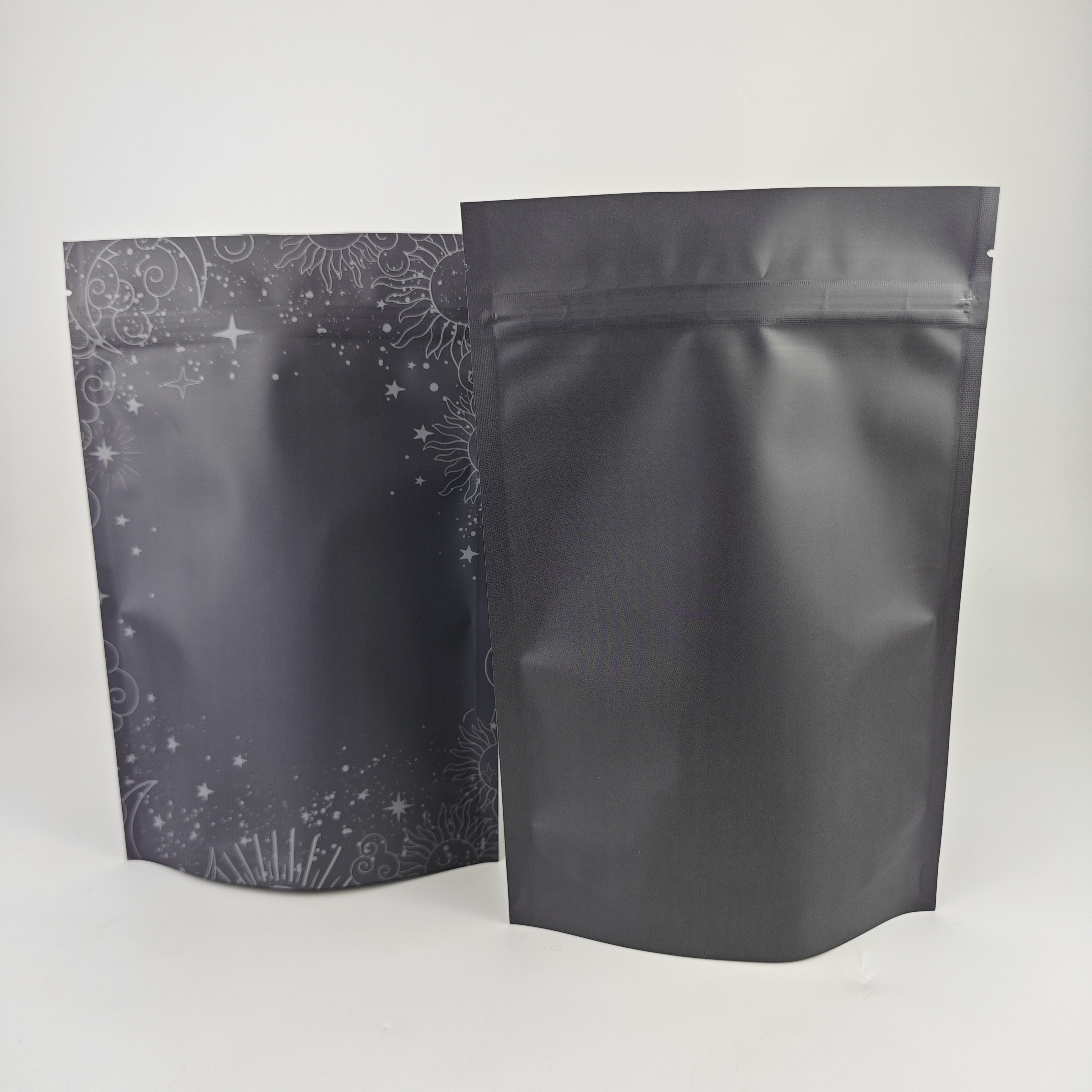Supplier Custom Printed Good Sealing Heatproof Matt Surface Stand up Bag with Easy Tear Zipper