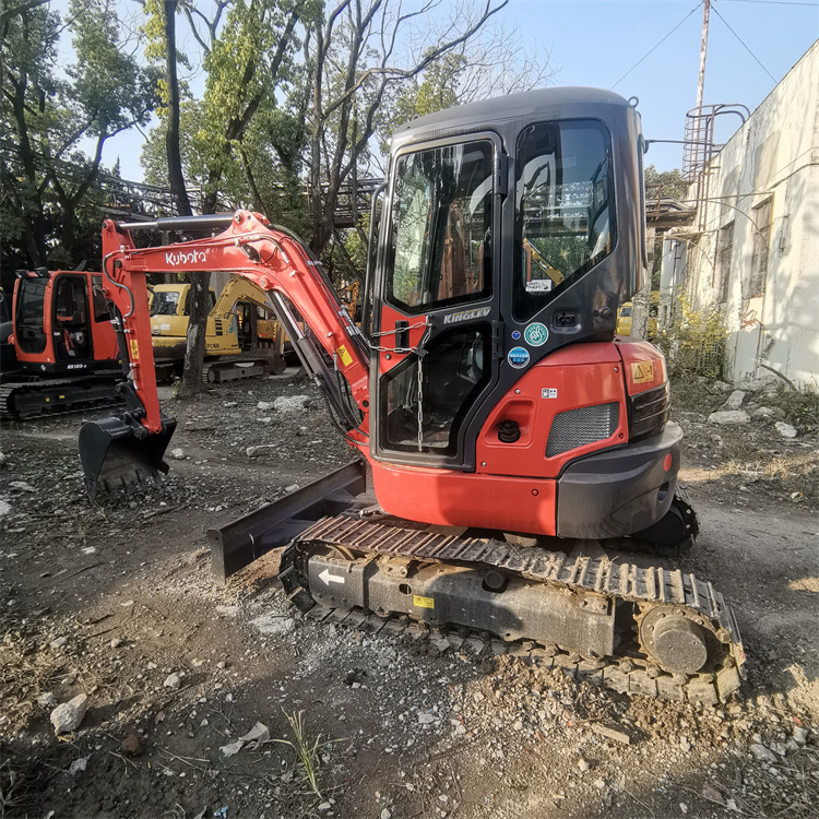 Original Design Kubota U35 Excavator in Good Condition 1600 Working Hours 18.5 KW