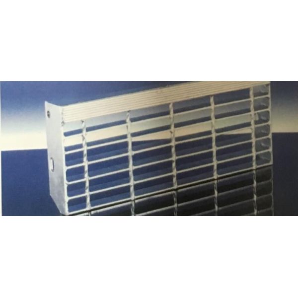 hot dipped galvanized steel grating used for stair tread