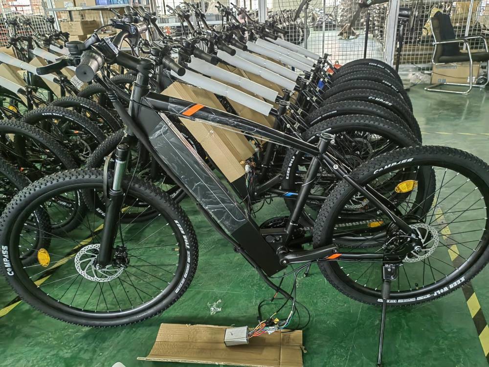 Commuter Electric City Bicycle Motor 200w Electric City Ebike 29 Inch