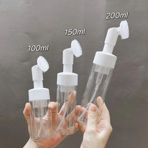 Plastic Silicone Brush Foam Bottle with Hybrid Functionality for Gentle