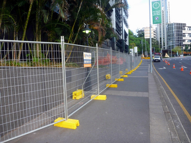 galvanized temp fencing 