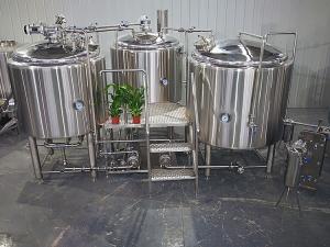 China 1000L Semi Automatic Stainless Steel Beer Making Equipment With Three Vessels wholesale