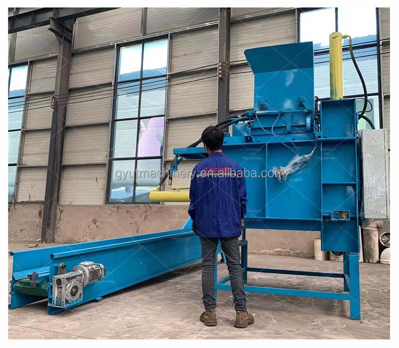 Tractor Trailed Electric Motor Wood Sawdust Baler Machine for Bedding Compressing