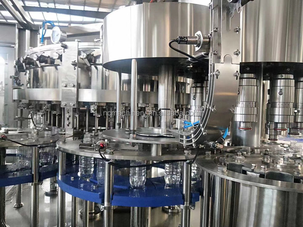 Glass Packaging 8 Heads Filling Machine for Liquid 100-1000ml Fast and Easy Operation