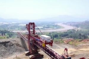 China Heavy Duty Crawler Transfer Conveyor Material Open Cast Mines wholesale