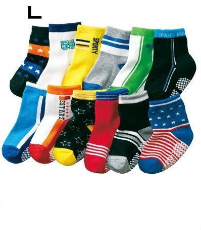 Anti-slip knitted colorful design breathable terry cotton boys socks