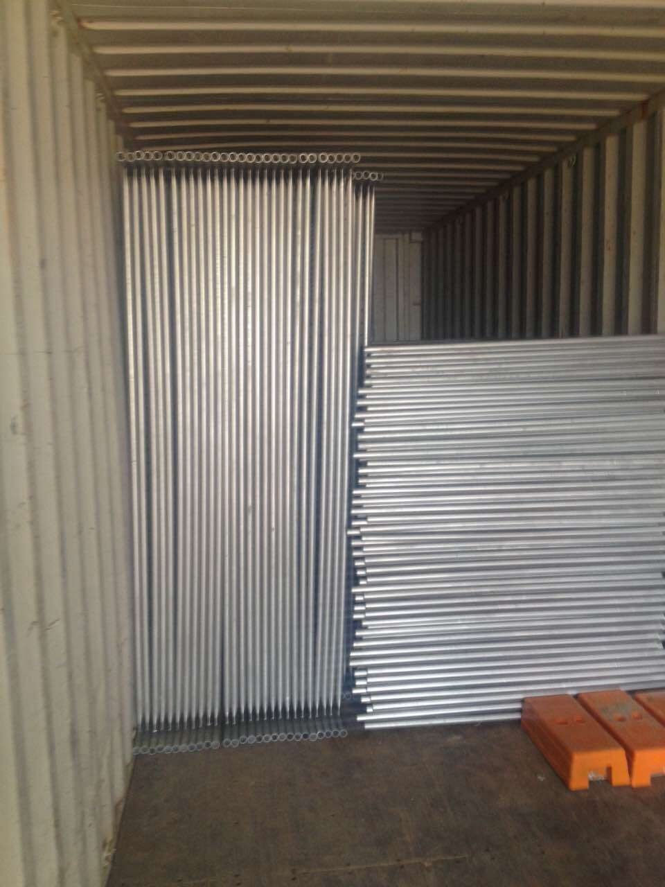 ISO9001 2.1m Tall Construction Site Security Fencing Portable