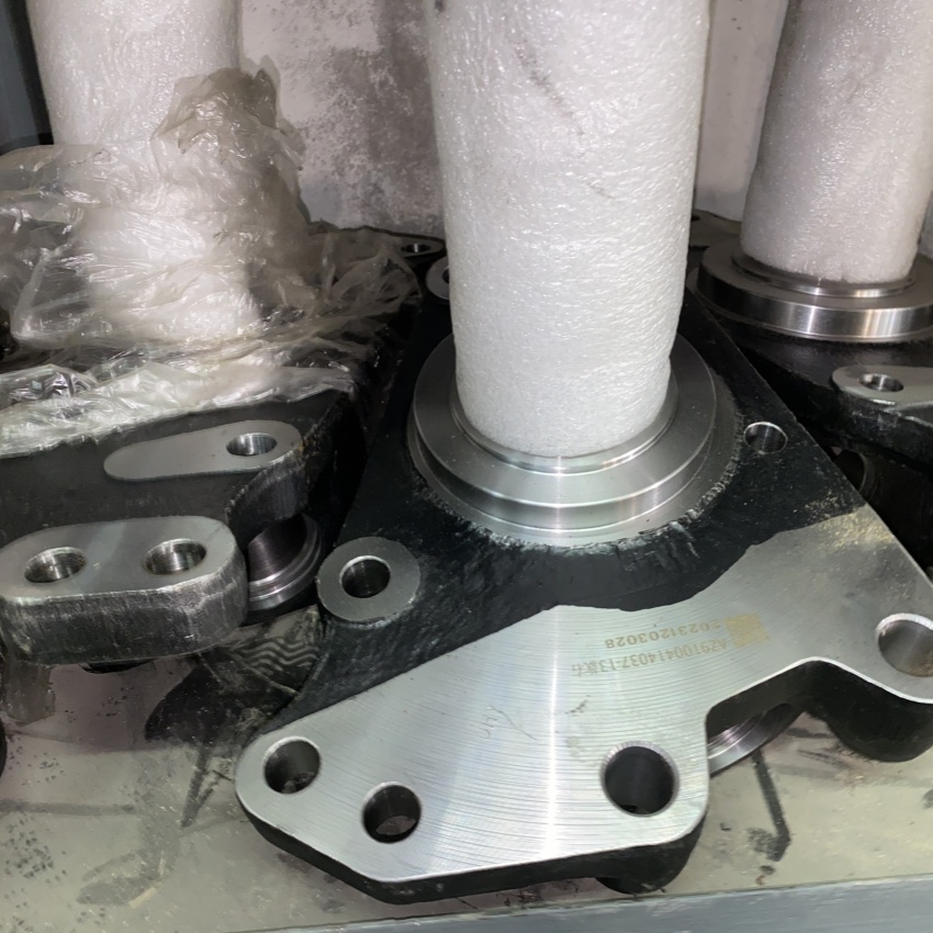Steel Steering Knuckle Assembly for AZ9100414036 SINOTRUK Howo Truck Durable Material