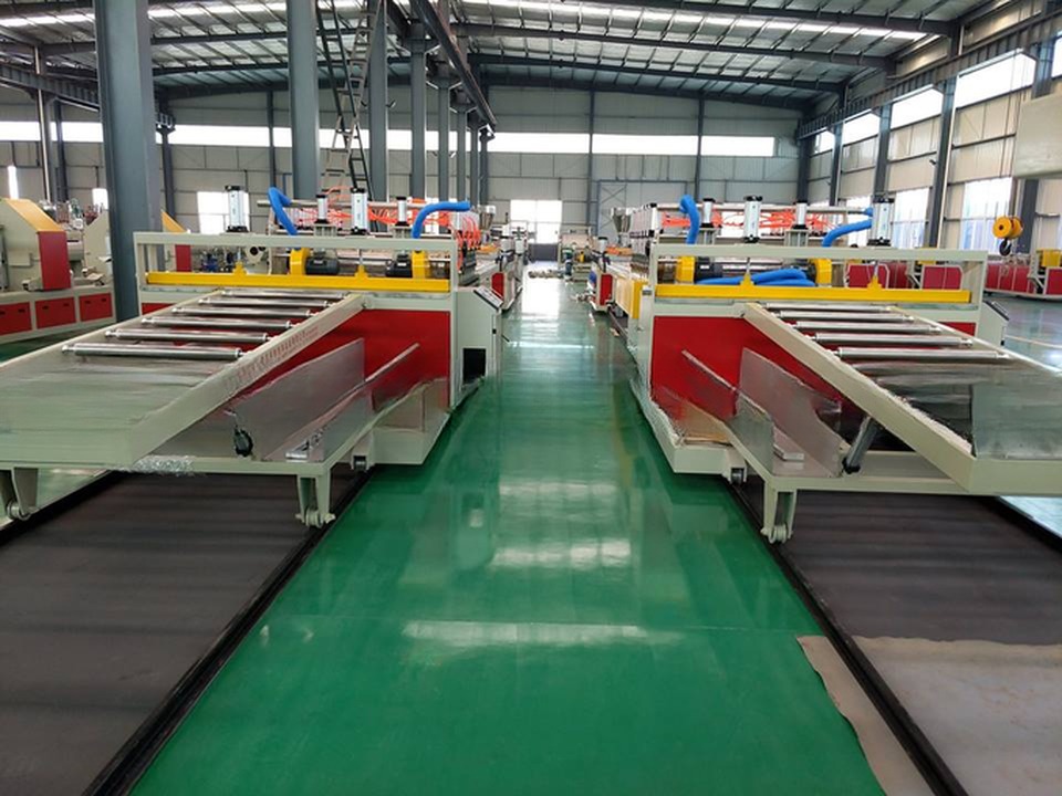 Plastic PVC / WPC Celuka Foam Board Extrusion Production Line