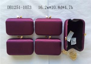 China Customized Recyclable Womens Satin Clutch Bag Two Magnet Metal Hook wholesale