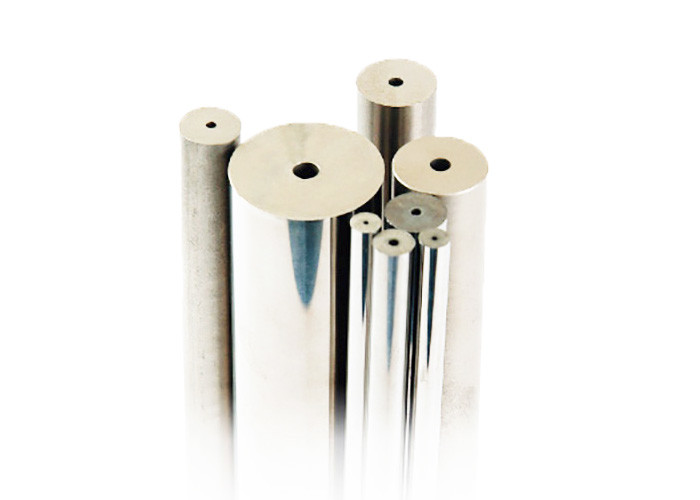 One Straight Coolant Hole Cemented Carbide Rods Good Wear Resistant