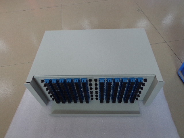 144 Cores 19" 4U ODF Fiber Optic Patch Panel Slide Out Drawer