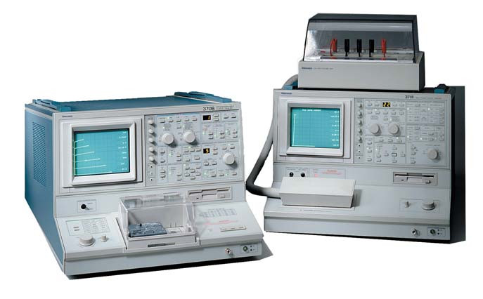 Tektronix Curve Tracers 370B And 371B Programmable Curve Tracers