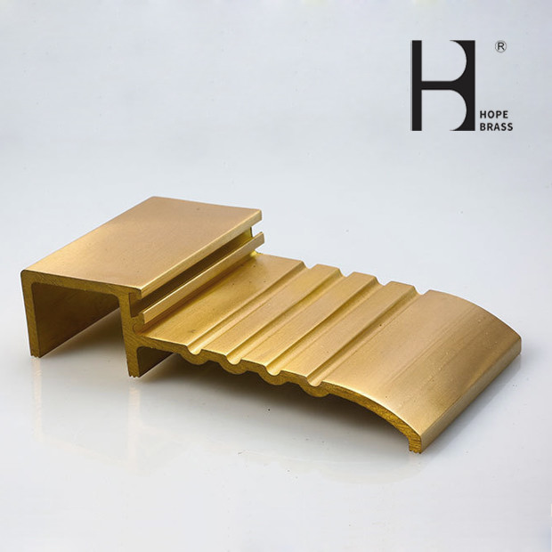 Hot Sales 9ft Straight Non-slip Brass Insert for Stair Usage Lead Copper Alloy Brass Extruding Profiles for Decoration