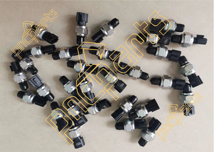 4436535 42CP2 4 Hitachi Excavator Spare Parts ZX230 Oil Pressure Switch