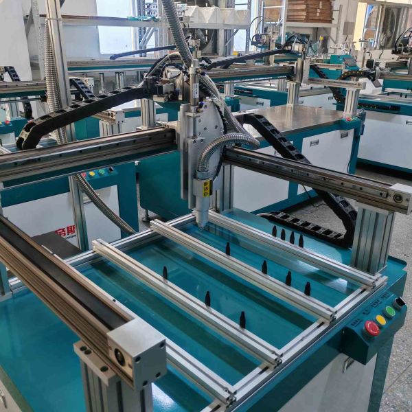 Material Waste Reduction and Efficiency Enhancement Glue Dispensing Robot with ±0.1mm Dispensing Accuracy