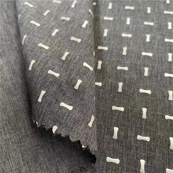 100% Polyester Foiled Cationic Winter Jacket Fabric Plain 75D*150D 120gsm 150cm