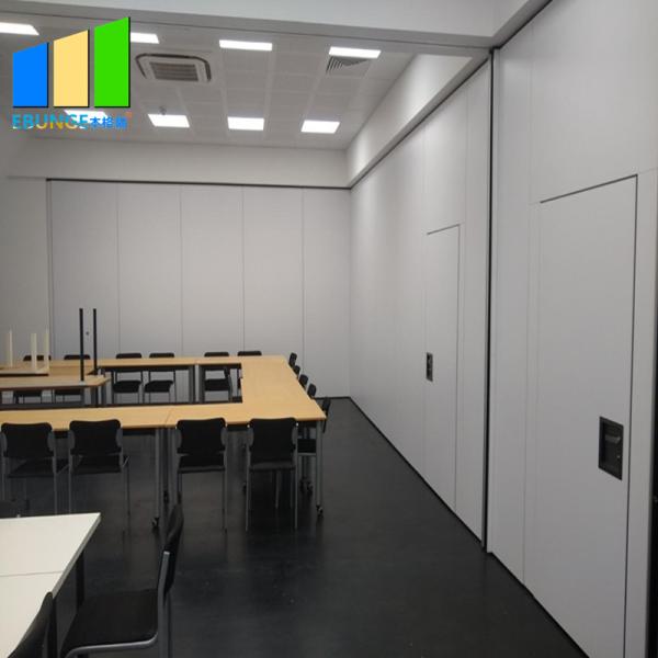 Quality Cambodia Palace Hotel Acoustic Operable Partition Movable Folding Partition Wall Door for sale