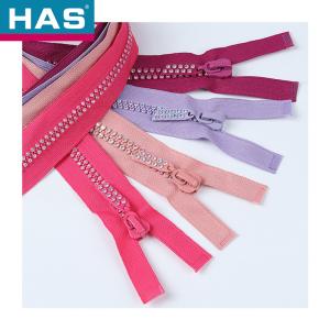 China 2025 Hot Sale 3# 5# 8# Diamond Stone Teeth Zipper of Plastic Zipper wholesale