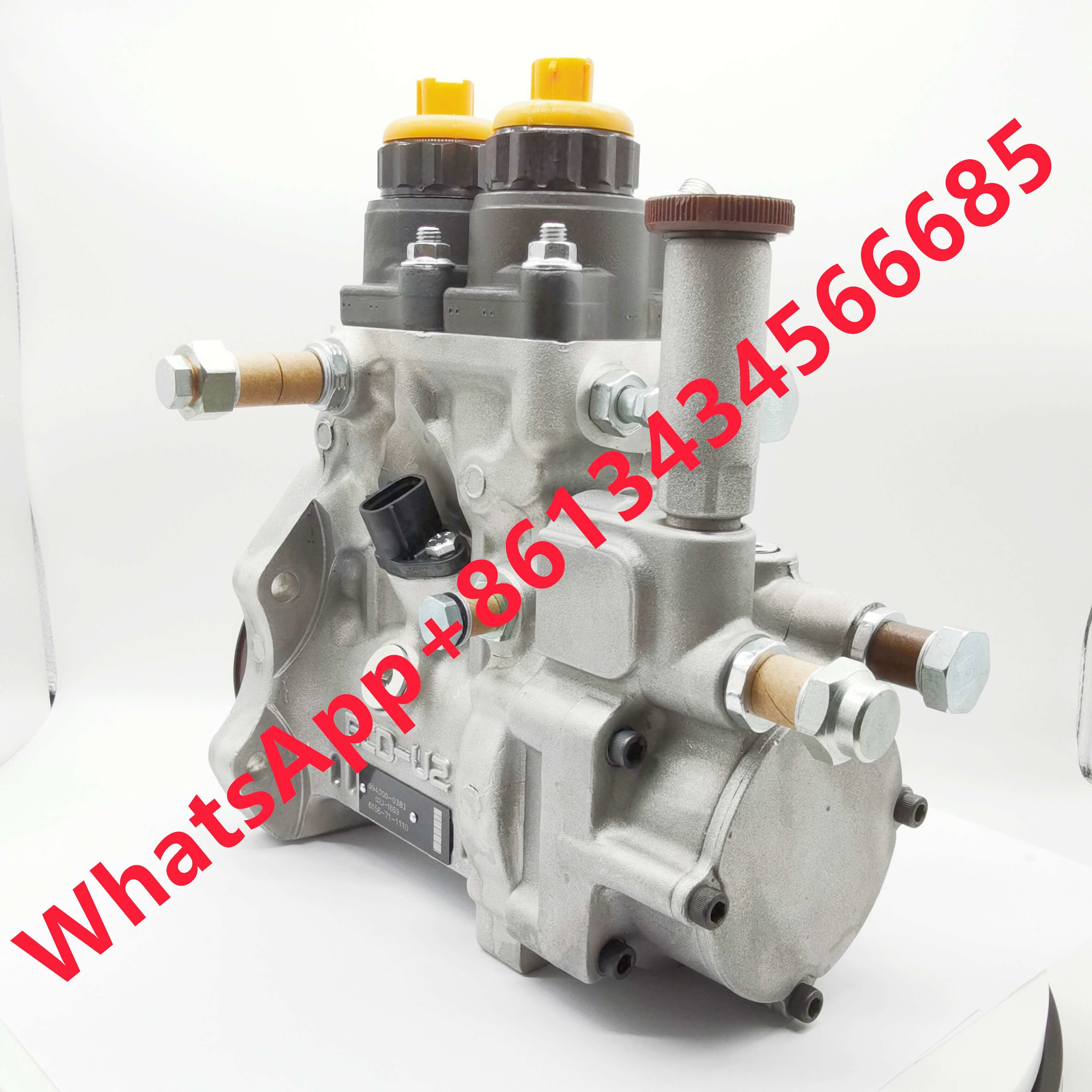 Engine Diesel Fuel Injection Oil Pump For Komatsu 094000-0461 6156-71-1130