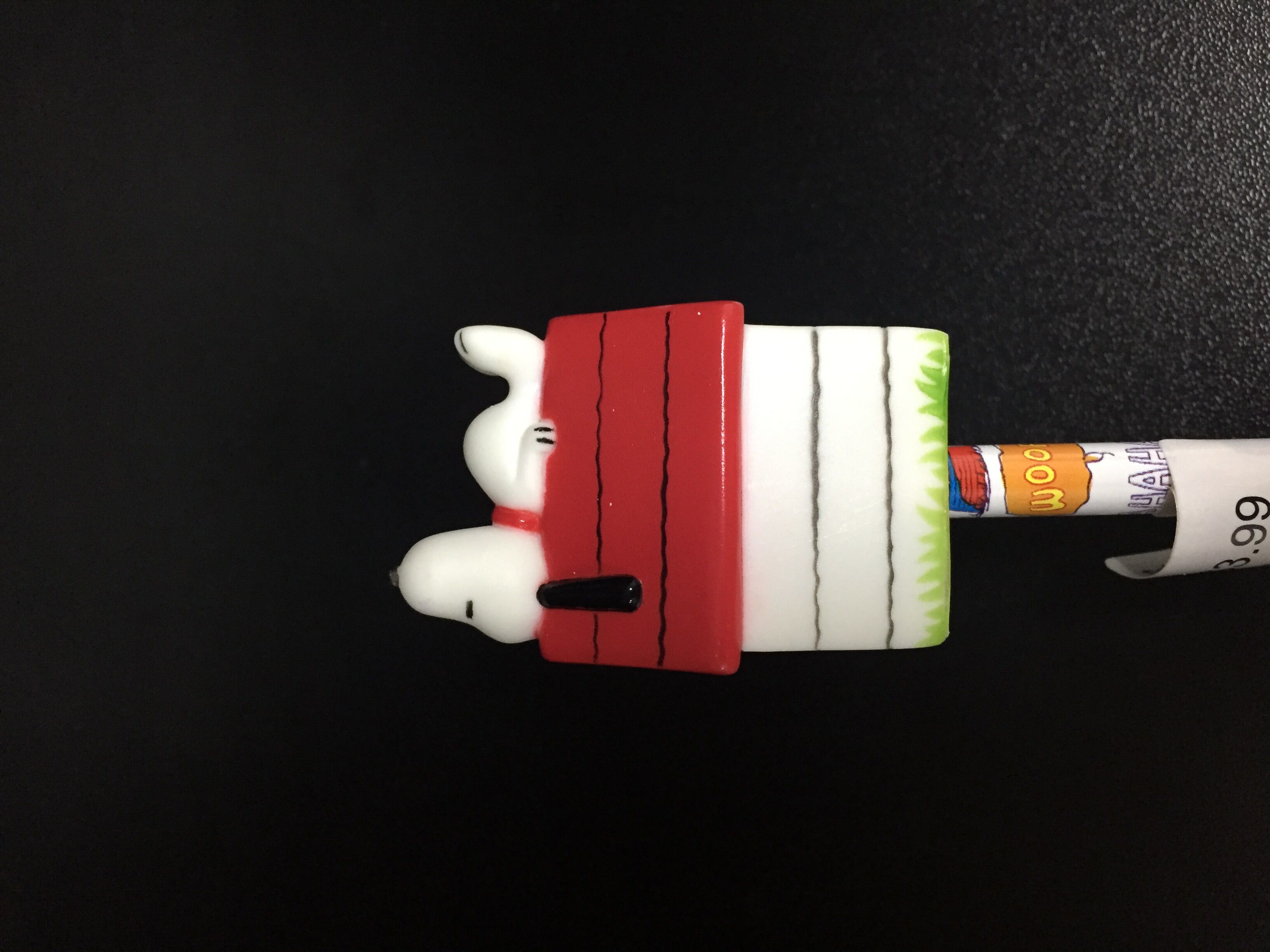 Snooby Vinyl pencil Plastic Daily Productwith a white house red roof pencil sharpener for children made of PVC