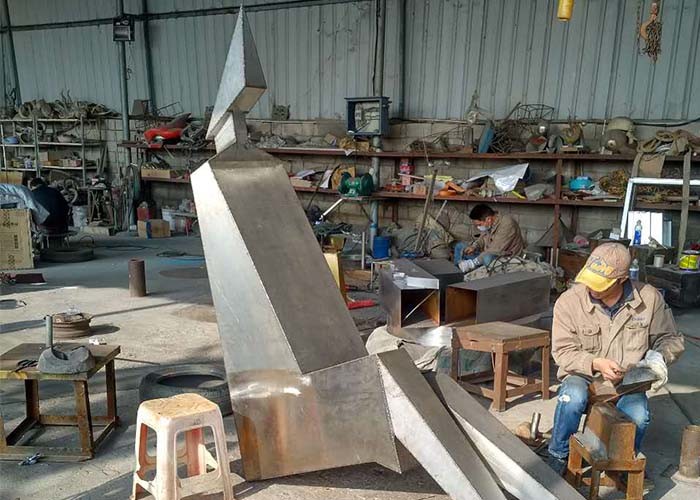 Fine Art Modern Stainless Steel Sculpture Monumental Sculpture 3D Abstract Guitar