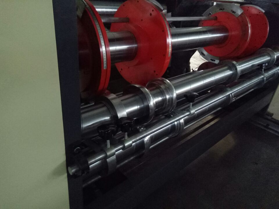 5000 KG Automatic Chain Feeding Corrugated Carton Printing Slotting Die-cutting Machine