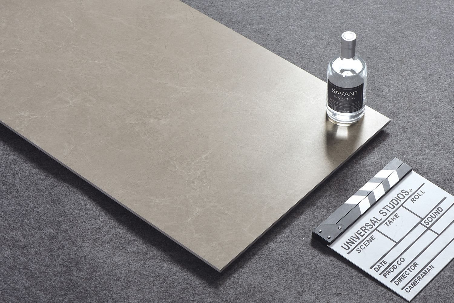 Retro Baby Face Porcelain Textured Tiles For Hotel And Bathroom 48"X24" Gray