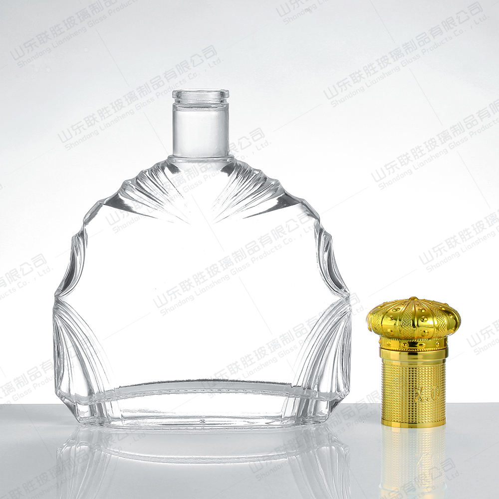 750ml 700ml 500ml Classic Transparent Rum Whiskey Pine Spirits in Irregular Frame Bottles