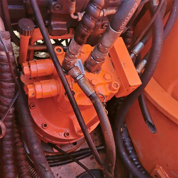 2018 Used Doosan DH150 Excavator in Good Condition from Korea Original Hydraulic Valve