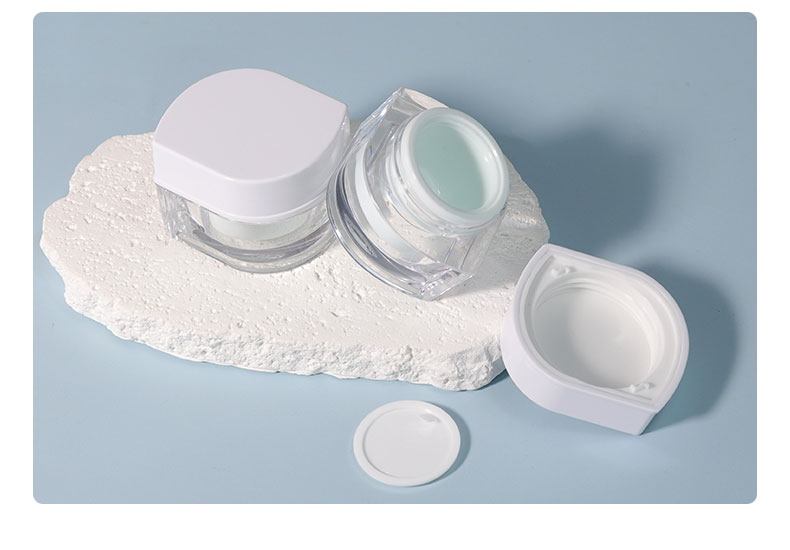MS Cap Material Airless Cosmetic Bottle 150ml 200ml 250ml Refillable Resistant Luxury Airless Pump Bottle With Pump