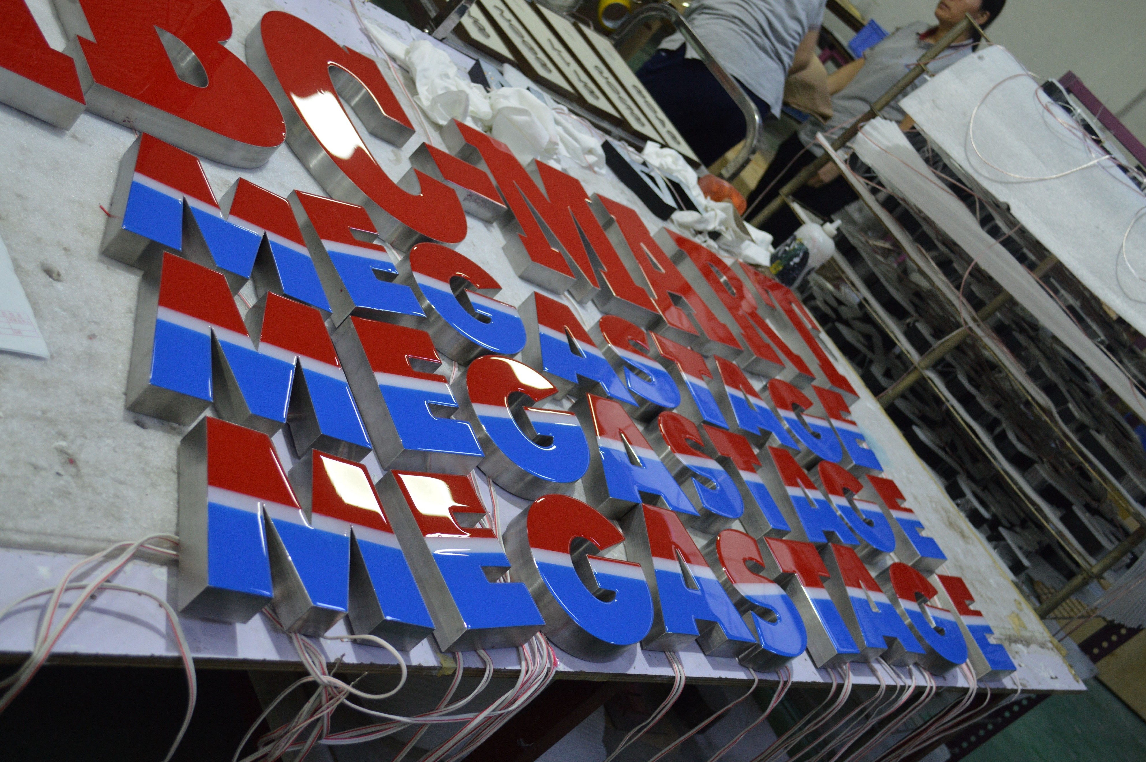 Storefront 3D Acrylic Letters With LED Wall Mounted / Hanging / Free Standing