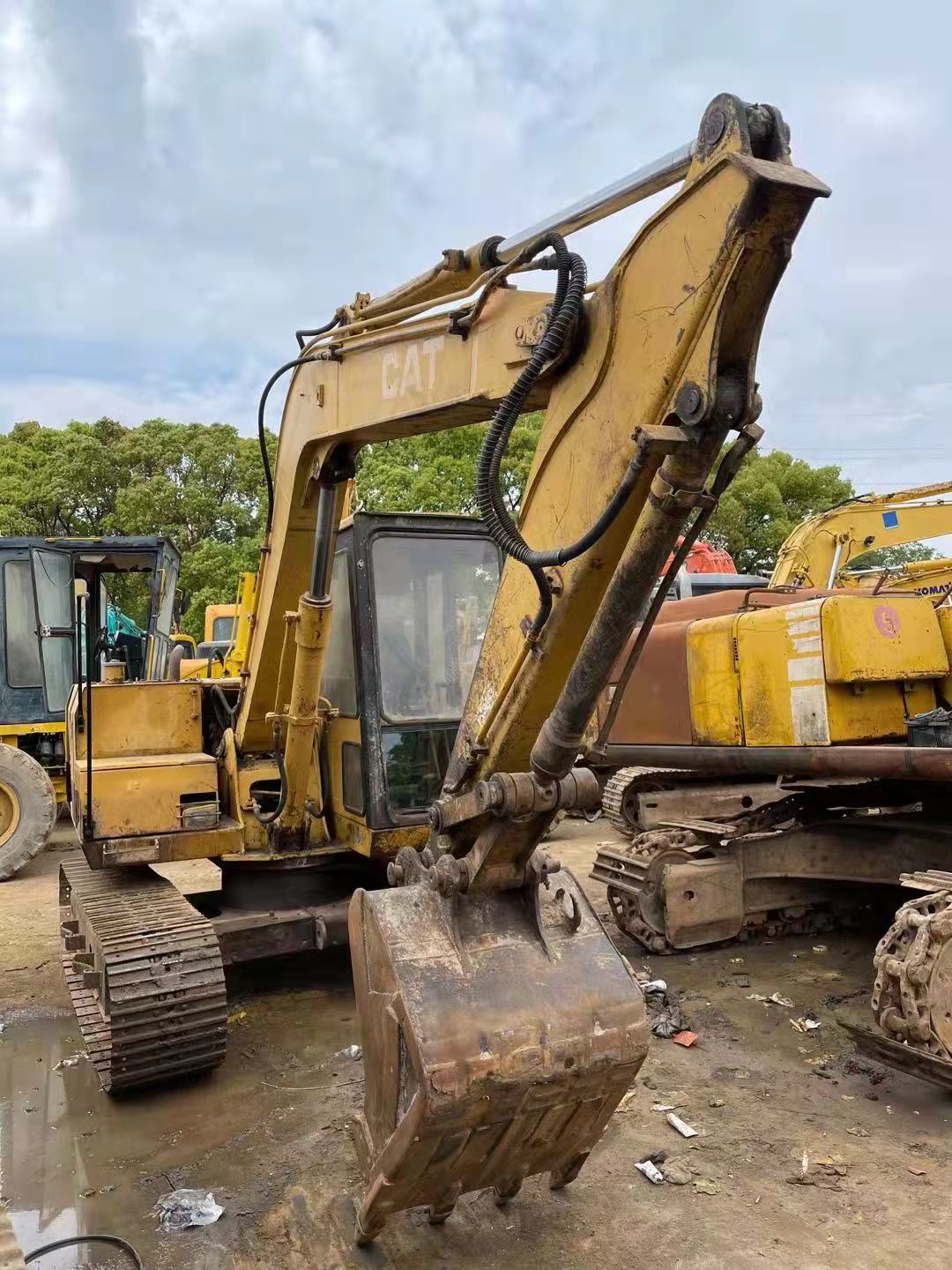 Yellow 7TON Used Excavator 110 Power 0.5m3 Bucket Capacity 3500 Working Hours