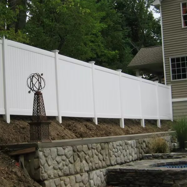 White Hot Sale Beautiful Solid Pvc Plastic Privacy Vinyl Fencing