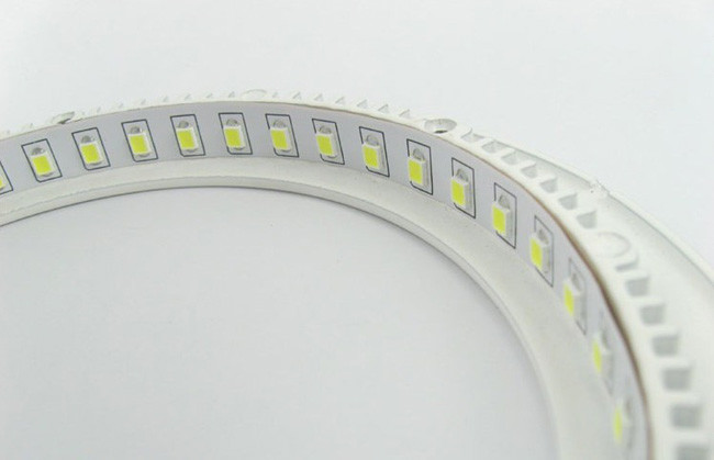 IP44 LED Round Flat Panel Light , Piano White Ultra Slim LED Panel Light