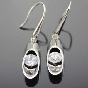 China 925 Sterling Silver 6mm Clear Cubic Zircon Dangle Earrings (YAQA001) wholesale