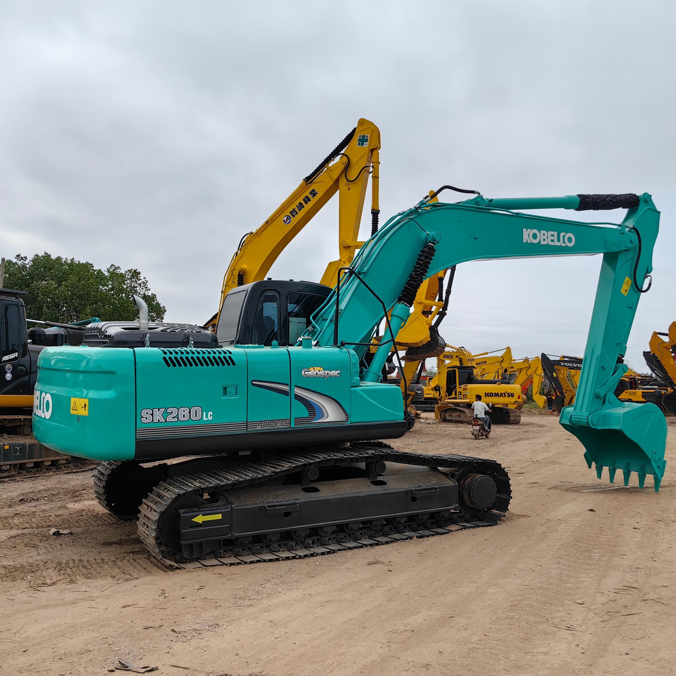 26T Medium Used Kobelco Excavators Sk260 Earth Moving Crawler Hydraulic Excavator