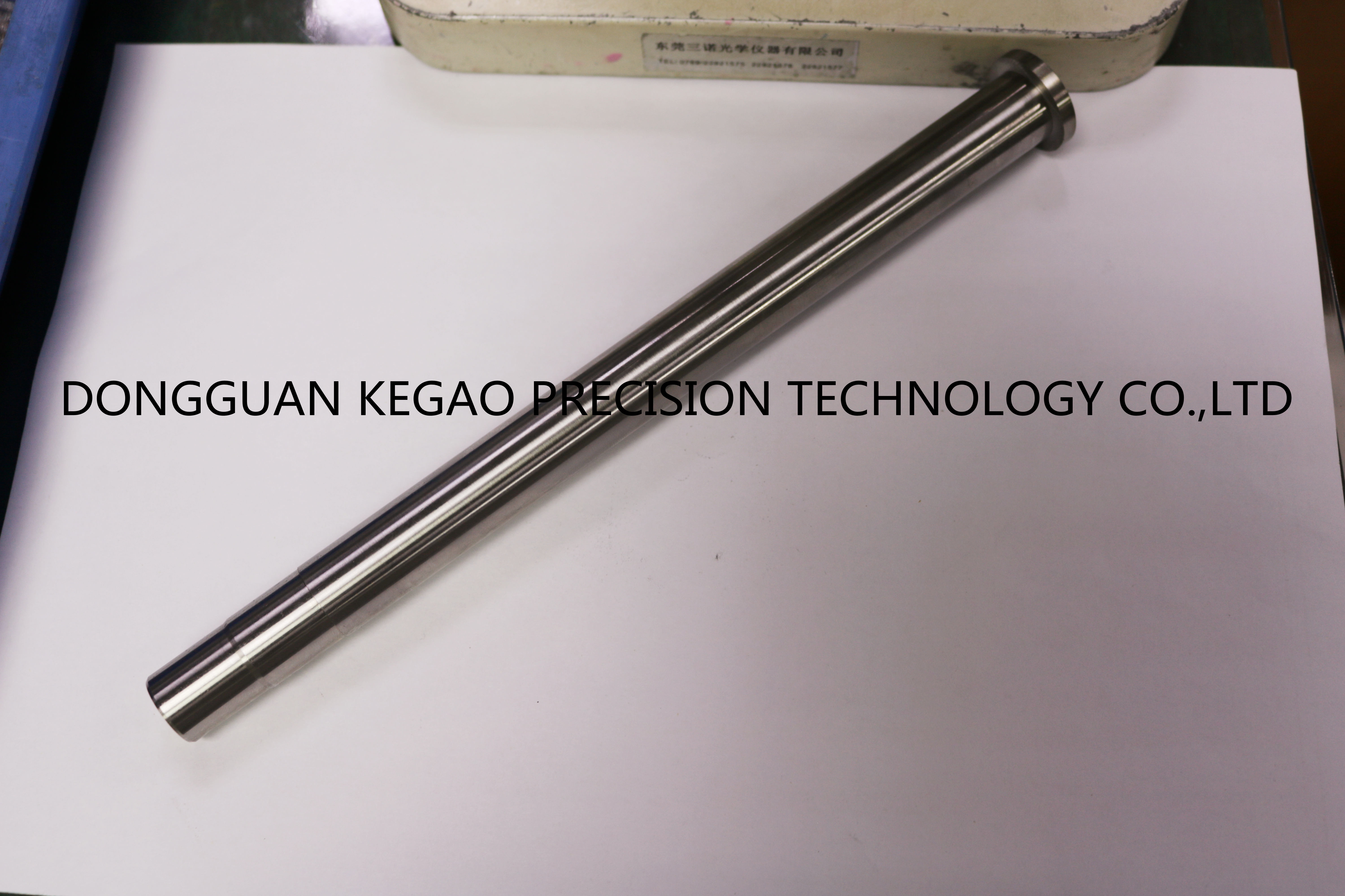STAVAX Mold Core Pins , Injection Molding Pins 52 HRC 0.02 EDM Angle