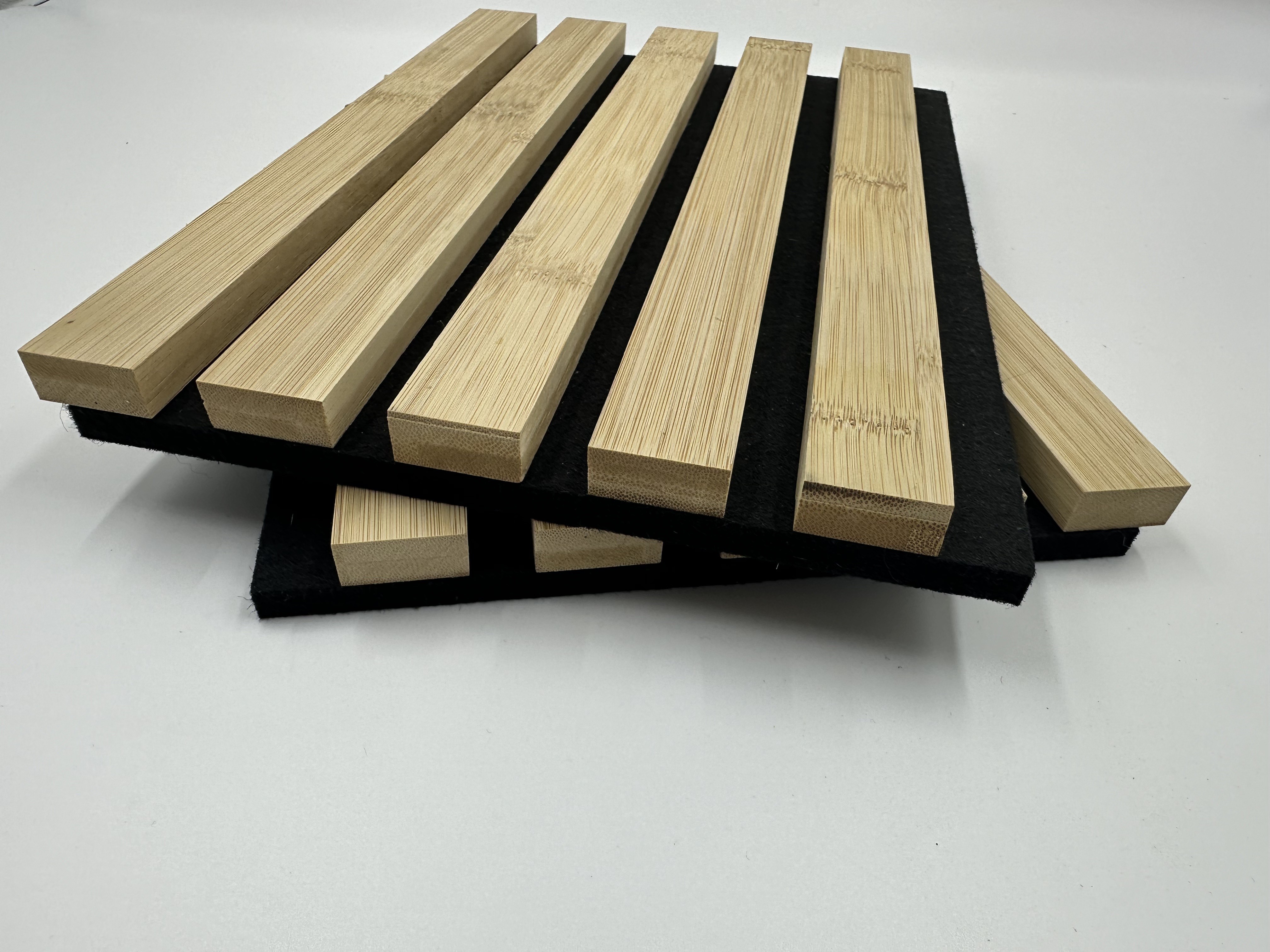21mm Natrual Wood Veneer Wooden Grille Acoustic Wall Panel Solid Wood MDF