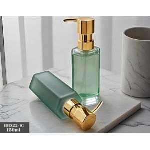 China Customized Plastic Bottles 150ml PET Bottle wholesale